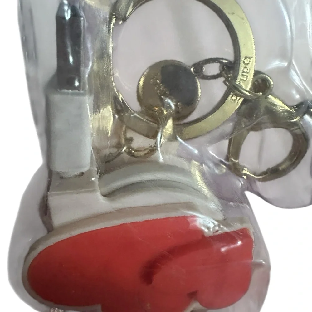 BAN.DO Retractable Charging Cords on Heart Keychain / Purse Charm • New In Box
